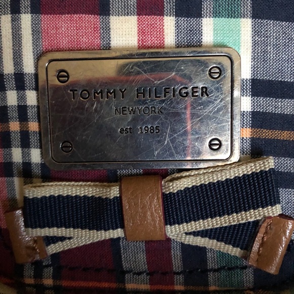 Tommy Hilfiger purse - Picture 2 of 3